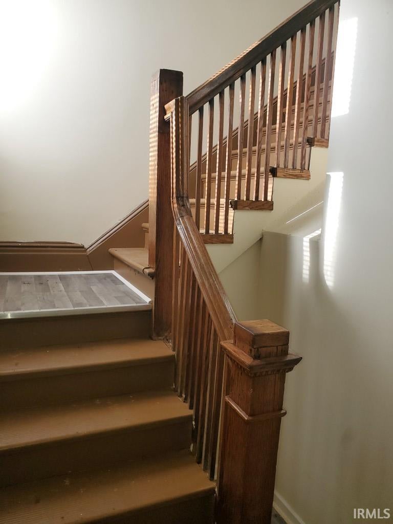 Photo of 1711 S Saint Joseph Street, South Bend, IN 46613 (MLS # 202627741)