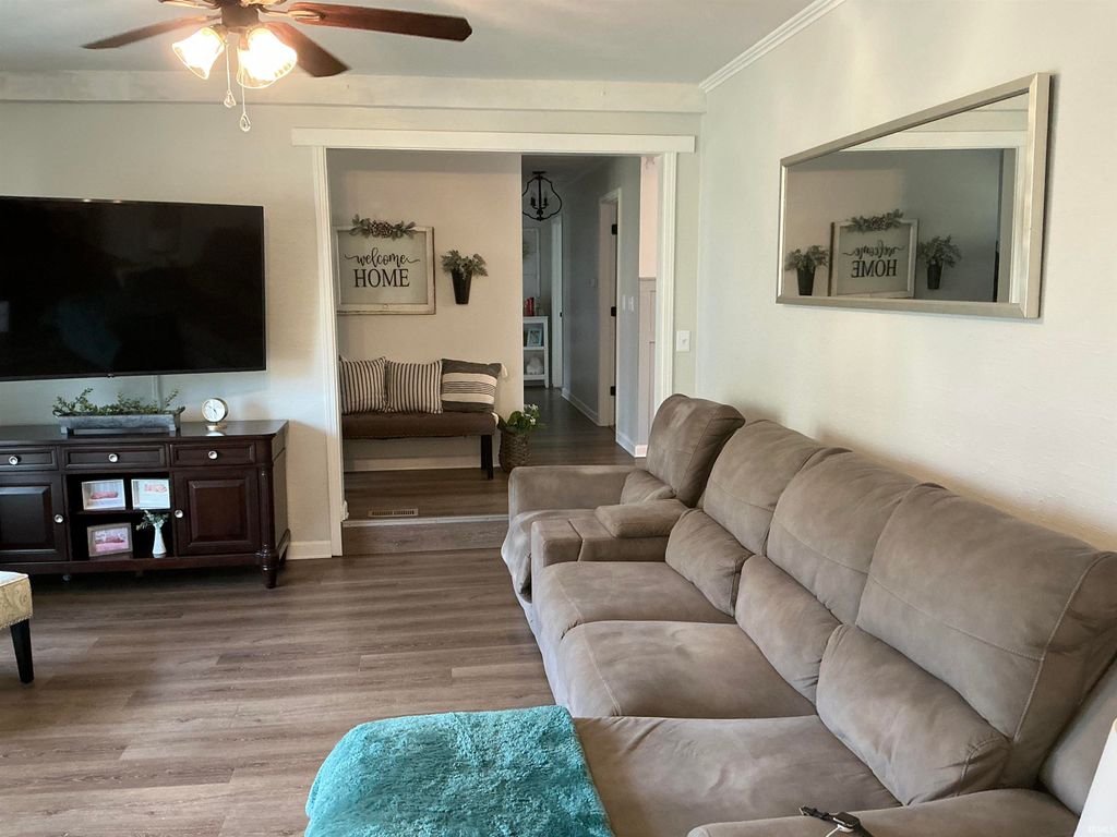 Photo of 710 W Mount Pleasant Road, Evansville, IN 47711 (MLS # 202610204)