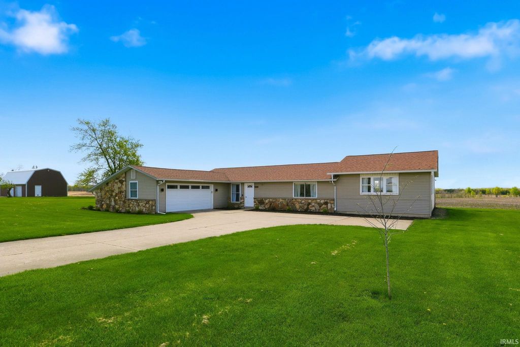 Photo of 3935 S State Road 1, Angola, IN 46703 (MLS # 202616010)