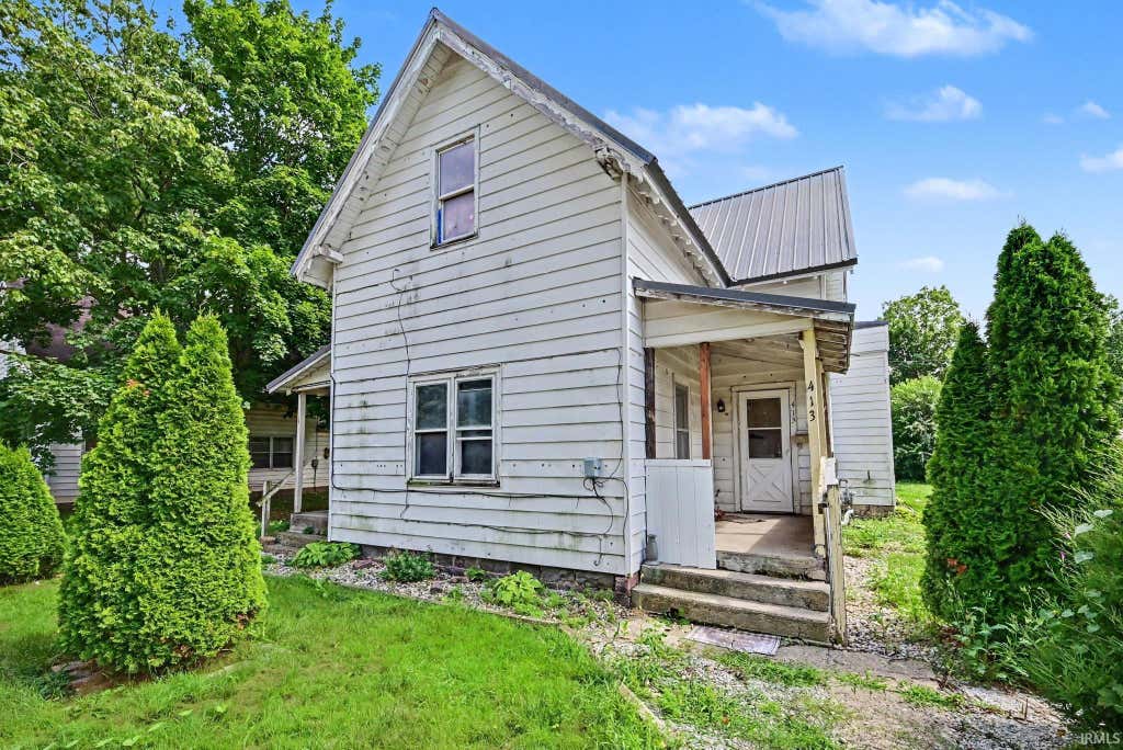 Photo of 413 E 14th Street, Rochester, IN 46975 (MLS # 202629790)
