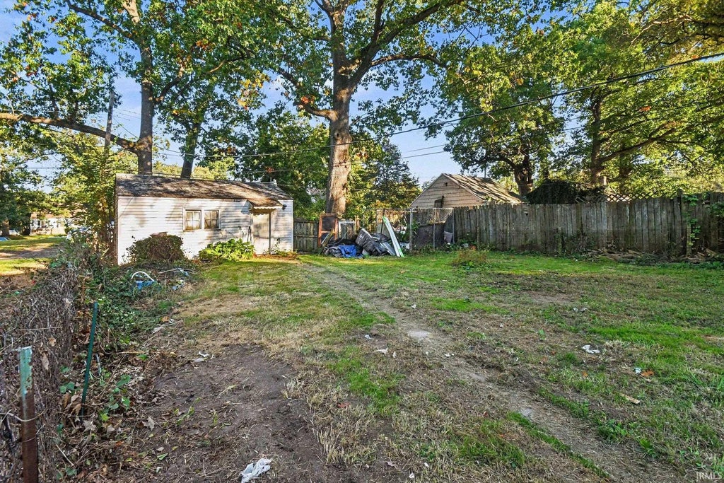 Photo of 1722 OBrien Street, South Bend, IN 46628 (MLS # 202641885)