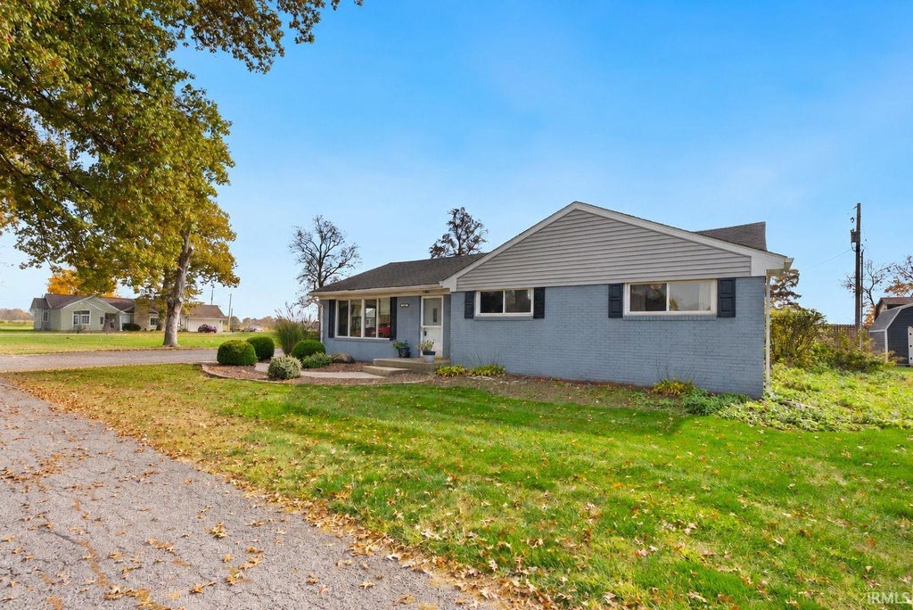 Photo of 14019 Old 24, New Haven, IN 46774 (MLS # 202644535)