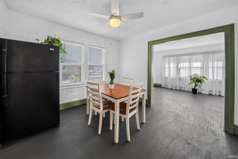 Tiny photo for 225 E Donald Street, South Bend, IN 46613 (MLS # 202643773)