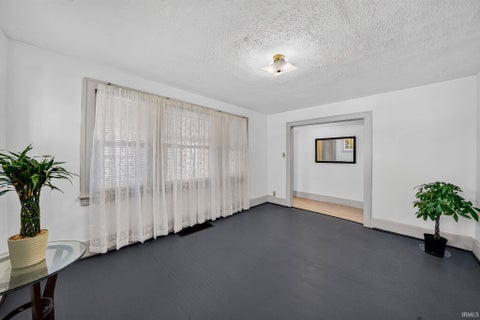 Tiny photo for 225 E Donald Street, South Bend, IN 46613 (MLS # 202643773)
