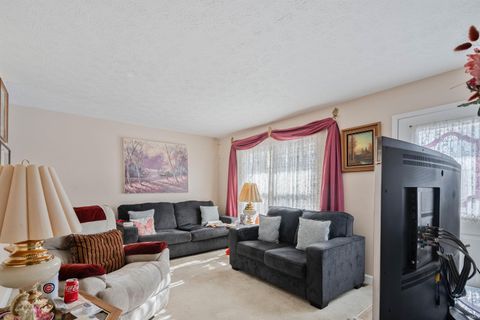 Tiny photo for 1904 Sherwood Drive, Kokomo, IN 46902 (MLS # 202603863)