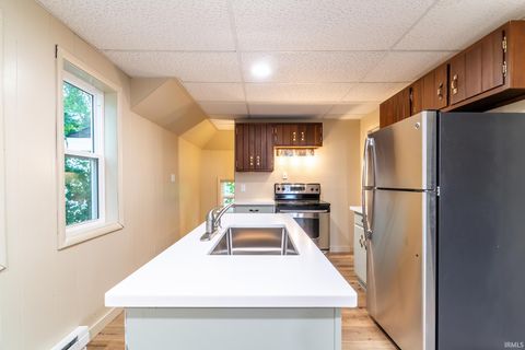 Tiny photo for 804 N Harrison Street, Syracuse, IN 46567 (MLS # 202541896)