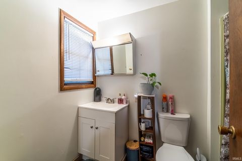 Tiny photo for 804 N Harrison Street, Syracuse, IN 46567 (MLS # 202541896)