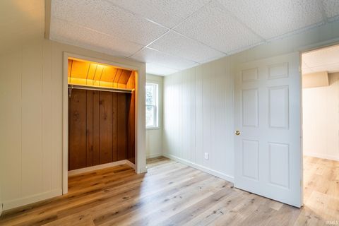 Tiny photo for 804 N Harrison Street, Syracuse, IN 46567 (MLS # 202541896)