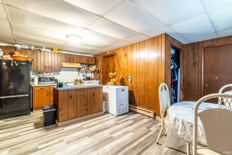 Tiny photo for 804 N Harrison Street, Syracuse, IN 46567 (MLS # 202541896)