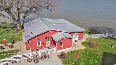 Photo of 9405 E Southshore Drive, Unionville, IN 47468 (MLS # 202548065)