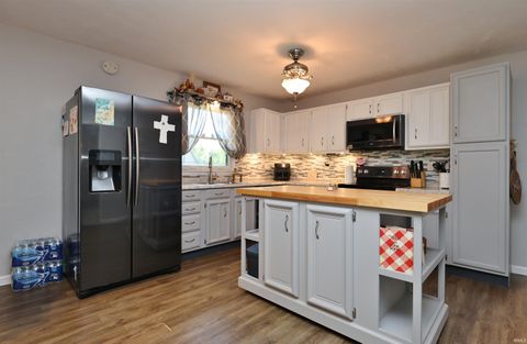 Tiny photo for 502 Seward Lane, Fairmount, IN 46928 (MLS # 202542679)