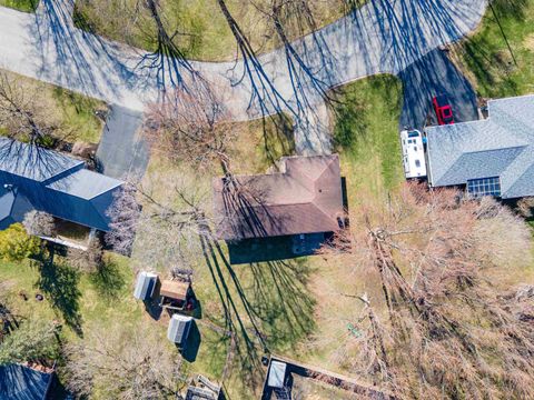 Tiny photo for 502 Seward Lane, Fairmount, IN 46928 (MLS # 202542679)