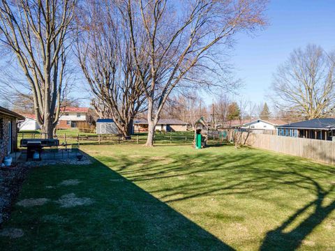 Tiny photo for 502 Seward Lane, Fairmount, IN 46928 (MLS # 202542679)