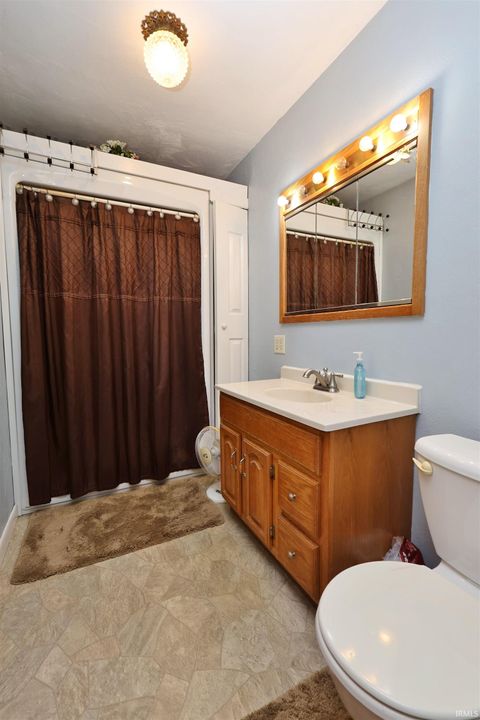 Tiny photo for 502 Seward Lane, Fairmount, IN 46928 (MLS # 202542679)