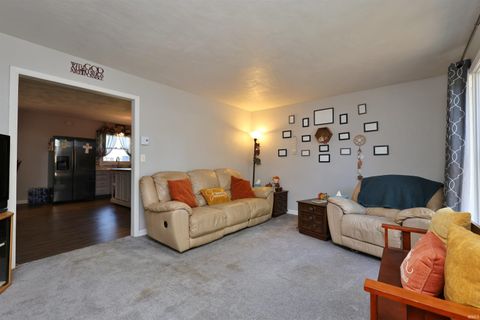 Tiny photo for 502 Seward Lane, Fairmount, IN 46928 (MLS # 202542679)