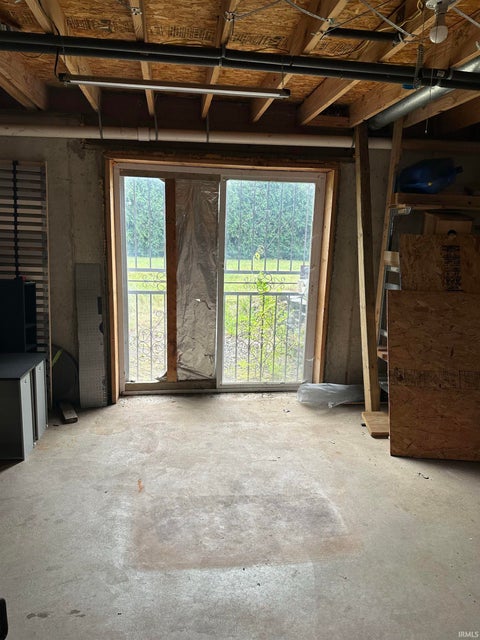 Tiny photo for 11877 N 600 W, DeMotte, IN 46310 (MLS # 202632296)