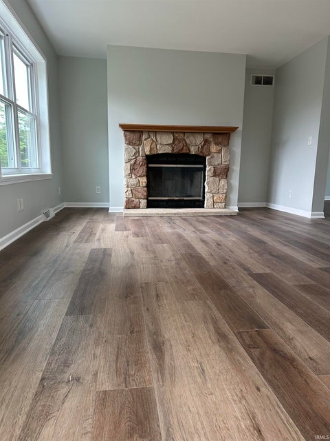 Tiny photo for 11877 N 600 W, DeMotte, IN 46310 (MLS # 202632296)