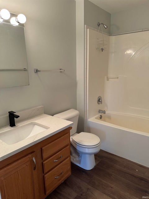 Tiny photo for 11877 N 600 W, DeMotte, IN 46310 (MLS # 202632296)