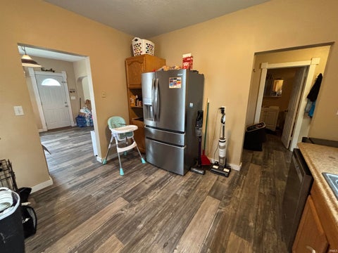 Tiny photo for 526 Dowling Street, Kendallville, IN 46755 (MLS # 202628543)