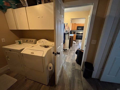 Tiny photo for 526 Dowling Street, Kendallville, IN 46755 (MLS # 202628543)