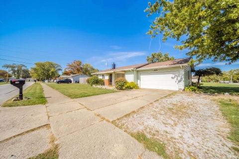 Tiny photo for 508 Iroquois Drive, Anderson, IN 46012 (MLS # 202642322)