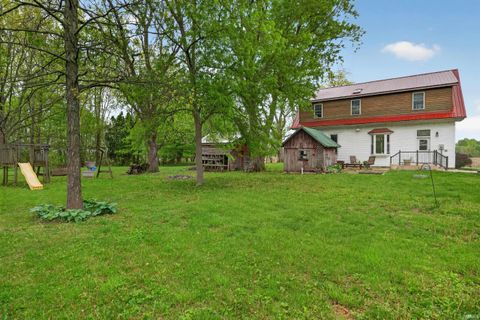 Tiny photo for 2496 E 400 N Road, Kokomo, IN 46901 (MLS # 202619402)