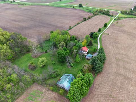 Tiny photo for 2496 E 400 N Road, Kokomo, IN 46901 (MLS # 202619402)