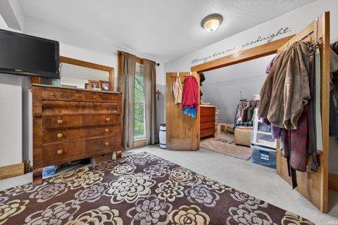 Tiny photo for 2496 E 400 N Road, Kokomo, IN 46901 (MLS # 202619402)