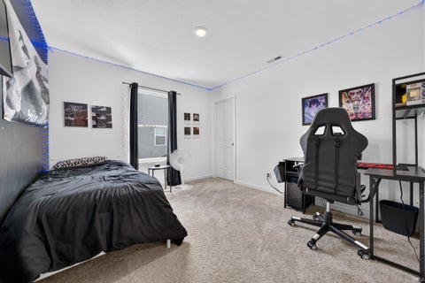 Tiny photo for 3222 Sand Walk Drive, Kokomo, IN 46902 (MLS # 202631138)