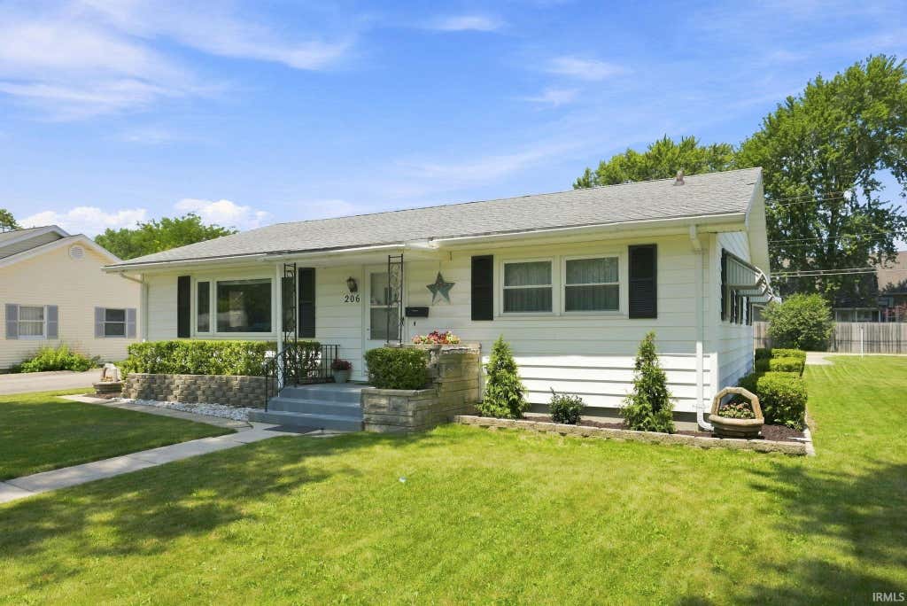 Photo of 206 W Jackson Street, Monroe, IN 46772 (MLS # 202631068)