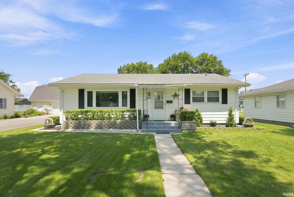 Photo of 206 W Jackson Street, Monroe, IN 46772 (MLS # 202631068)