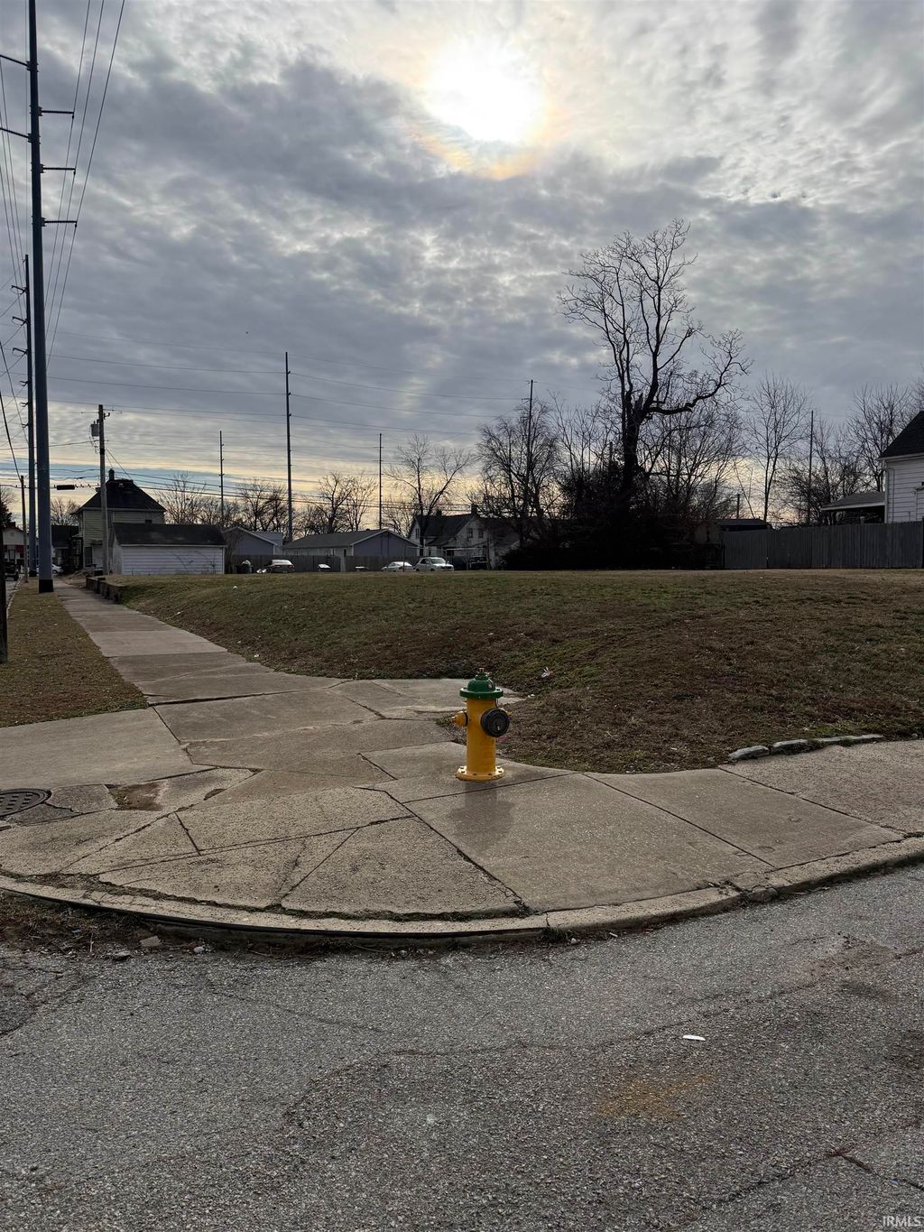 Photo of 1300 Fountain Avenue #42, Evansville, IN 47710 (MLS # 202602499)