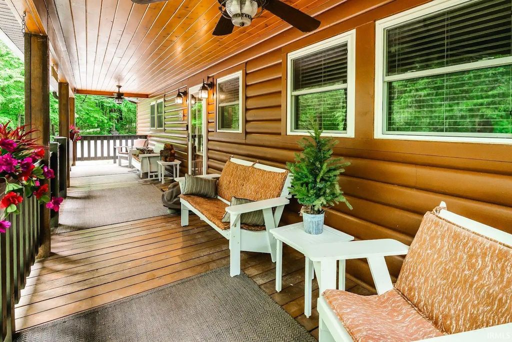 Photo of 8825 W Evans Road, Bloomington, IN 47403 (MLS # 202621540)
