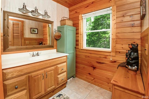 Tiny photo for 8825 W Evans Road, Bloomington, IN 47403 (MLS # 202621540)