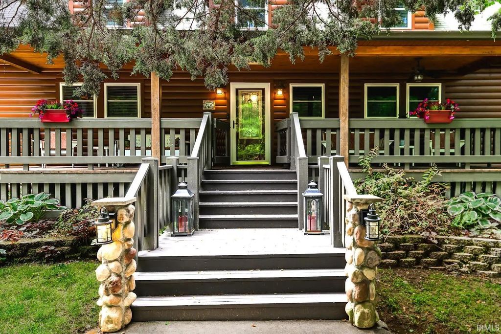 Photo of 8825 W Evans Road, Bloomington, IN 47403 (MLS # 202621540)