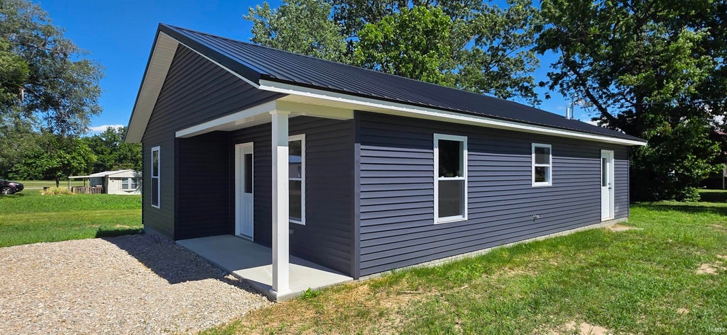 Photo of 120 N Murlin Street, Bicknell, IN 47512 (MLS # 202623362)