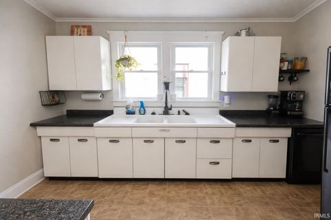 Tiny photo for 816 S Cicott Street, Logansport, IN 46947 (MLS # 202608257)