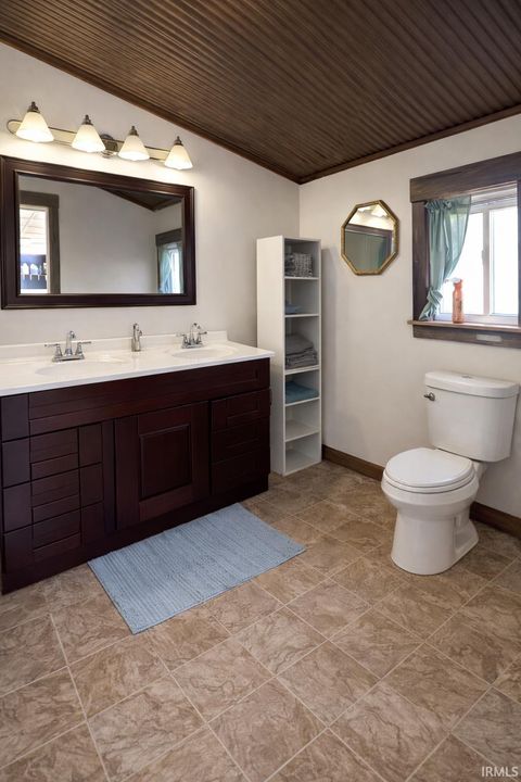 Tiny photo for 816 S Cicott Street, Logansport, IN 46947 (MLS # 202608257)