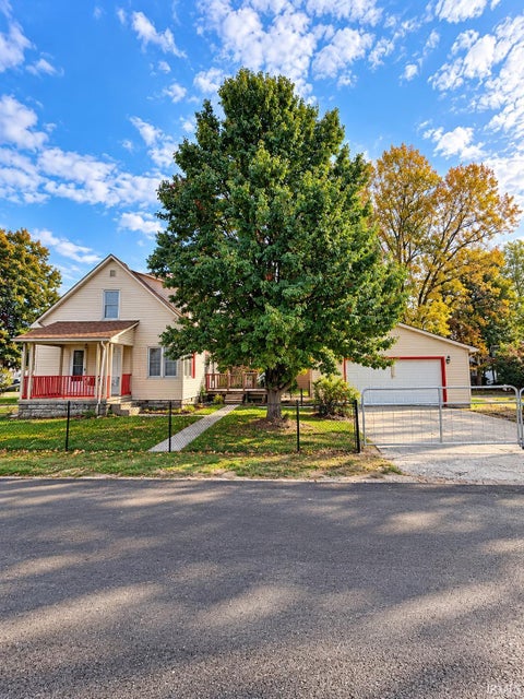 Tiny photo for 623 W Marion Street, Monticello, IN 47960 (MLS # 202644526)