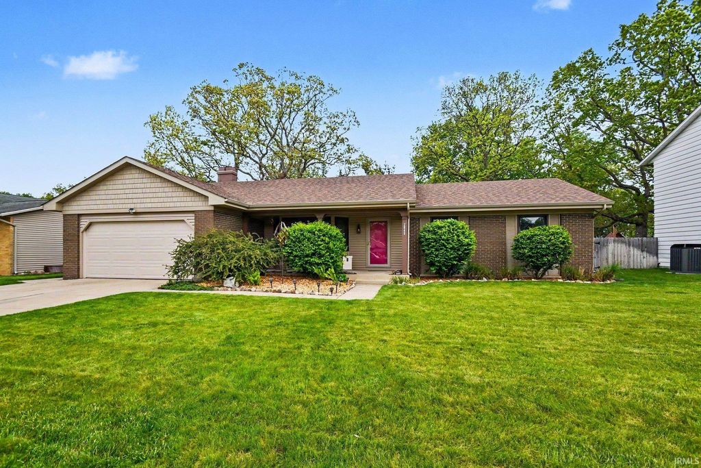 Photo of 2940 Marrett Drive, Mishawaka, IN 46544 (MLS # 202619214)