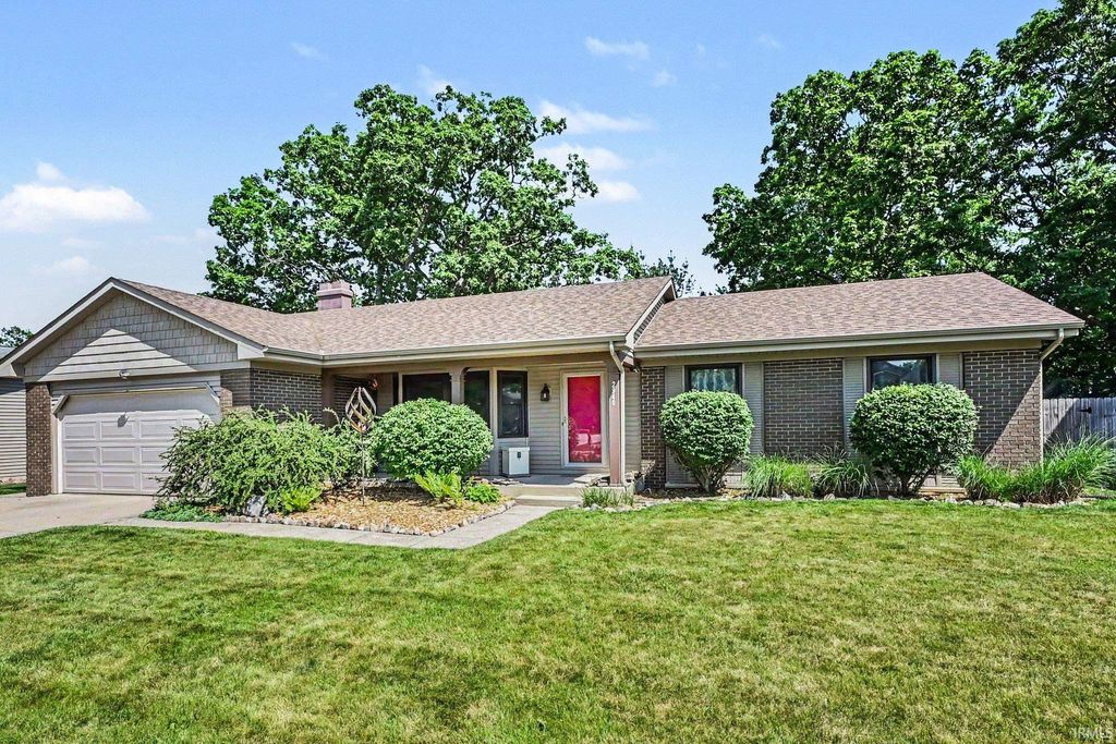 Photo of 2940 Marrett Drive, Mishawaka, IN 46544 (MLS # 202619214)