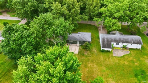 Tiny photo for 904 W 9th Street, Rochester, IN 46975 (MLS # 202621994)