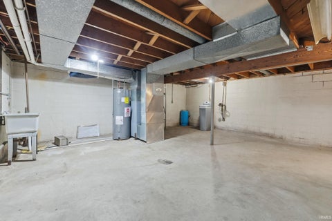 Tiny photo for 904 W 9th Street, Rochester, IN 46975 (MLS # 202621994)
