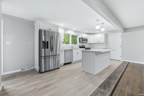 Tiny photo for 904 W 9th Street, Rochester, IN 46975 (MLS # 202621994)