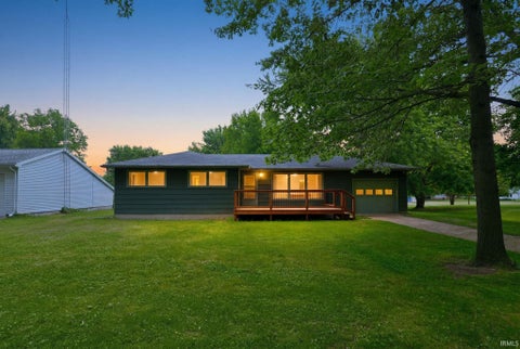 Photo of 904 W 9th Street, Rochester, IN 46975 (MLS # 202621994)
