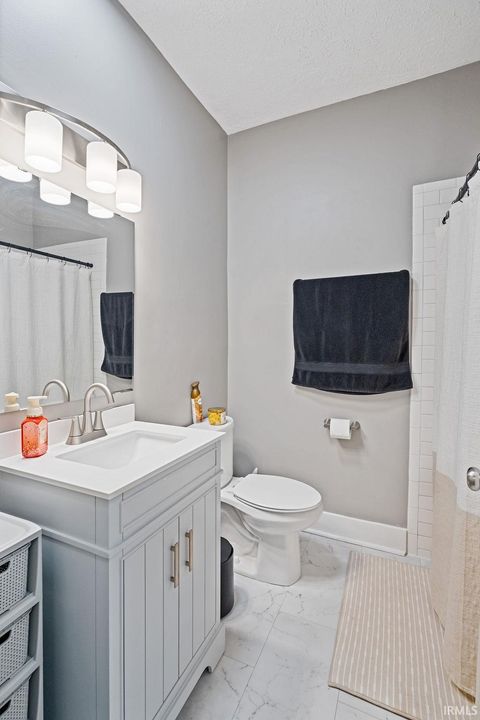 Tiny photo for 10955 E 400 SOUTH, Greentown, IN 46936 (MLS # 202602360)