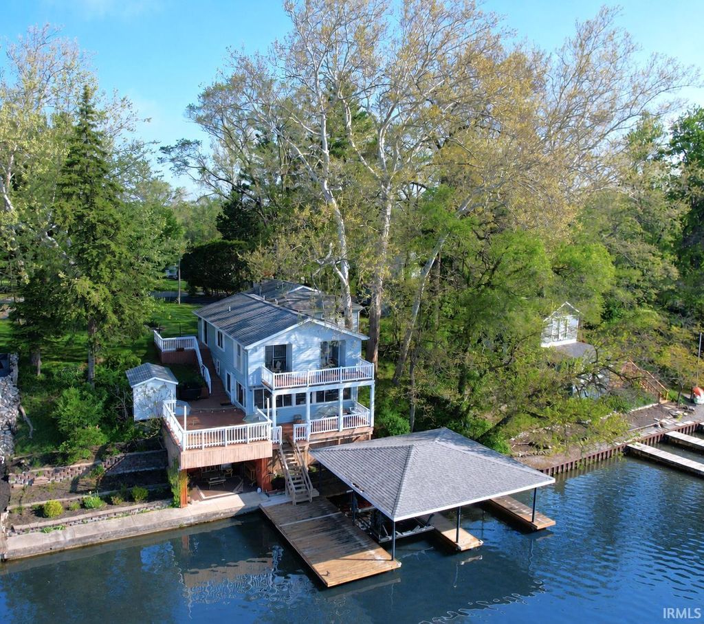 Photo of 5100 E Quiet Water Court, Monticello, IN 47960 (MLS # 202606521)