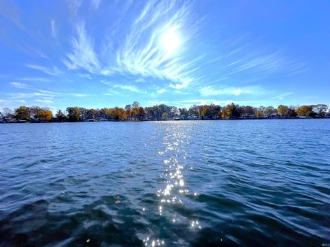 Tiny photo for 5100 E Quiet Water Court, Monticello, IN 47960 (MLS # 202606521)