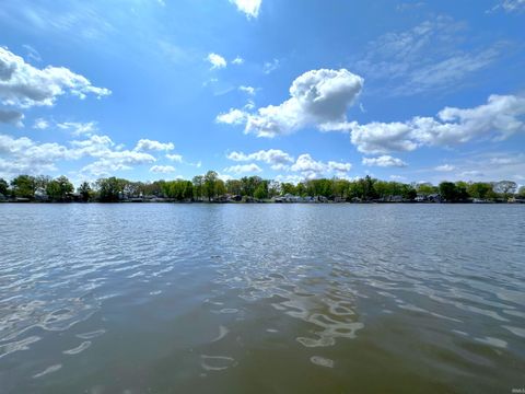 Tiny photo for 5100 E Quiet Water Court, Monticello, IN 47960 (MLS # 202606521)