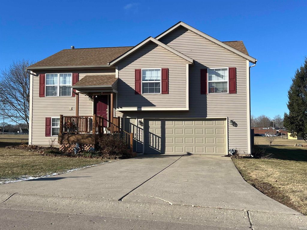 Photo of 411 Heritage Drive, Delphi, IN 46923 (MLS # 202601633)